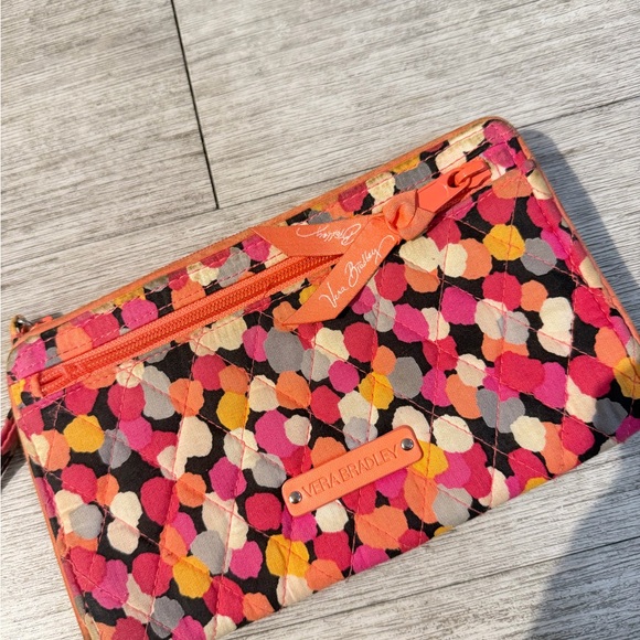 Vera Bradley wristlet - Picture 2 of 3